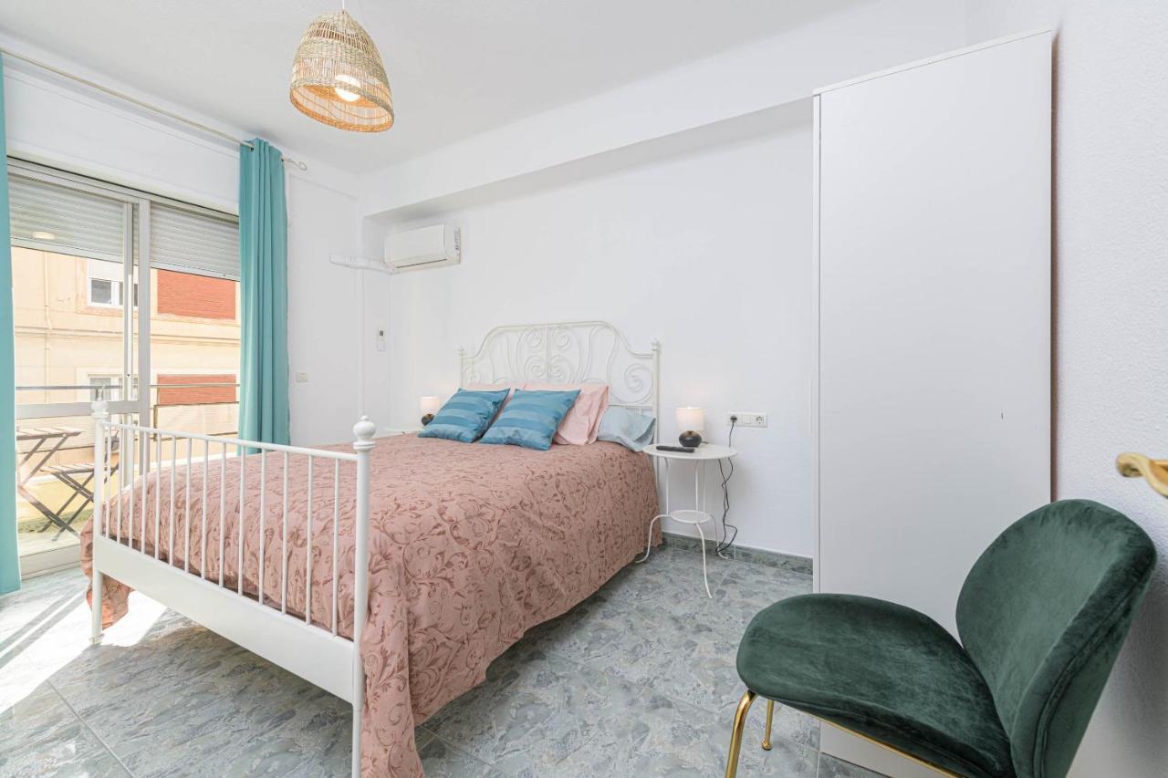 Lägenhet Wintowinrentals Ubicacion Fabulosa, Completo Con Parking En El Soho De Málaga