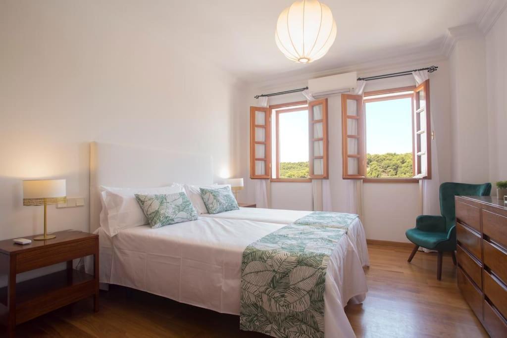 Villa Andalusian On The Sea And The Bay Of *