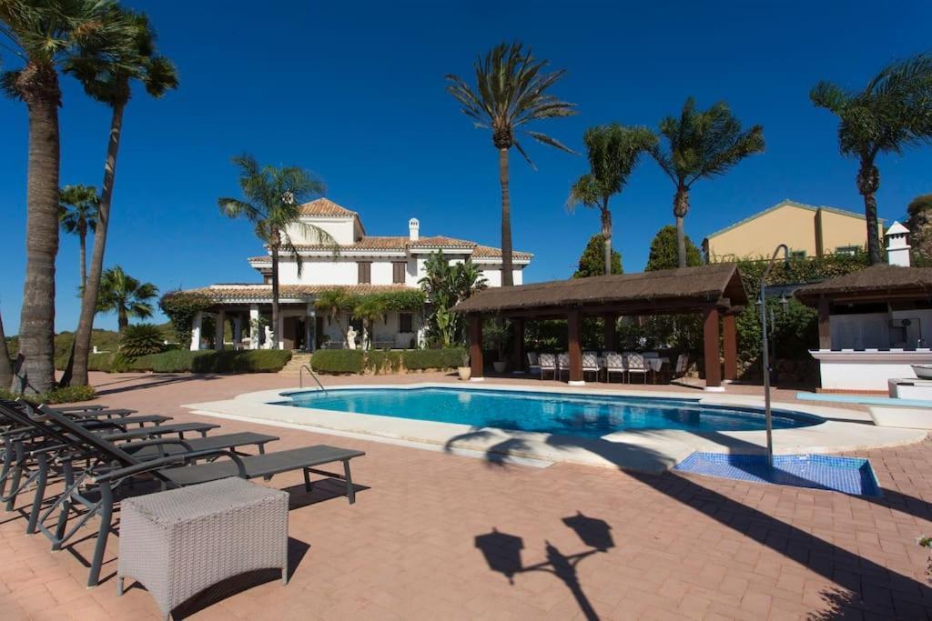 Villa Andalusian On The Sea And The Bay Of Málaga