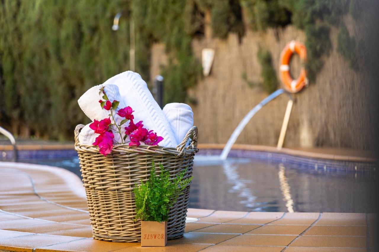 Plaza Del Castillo Hotell 4*