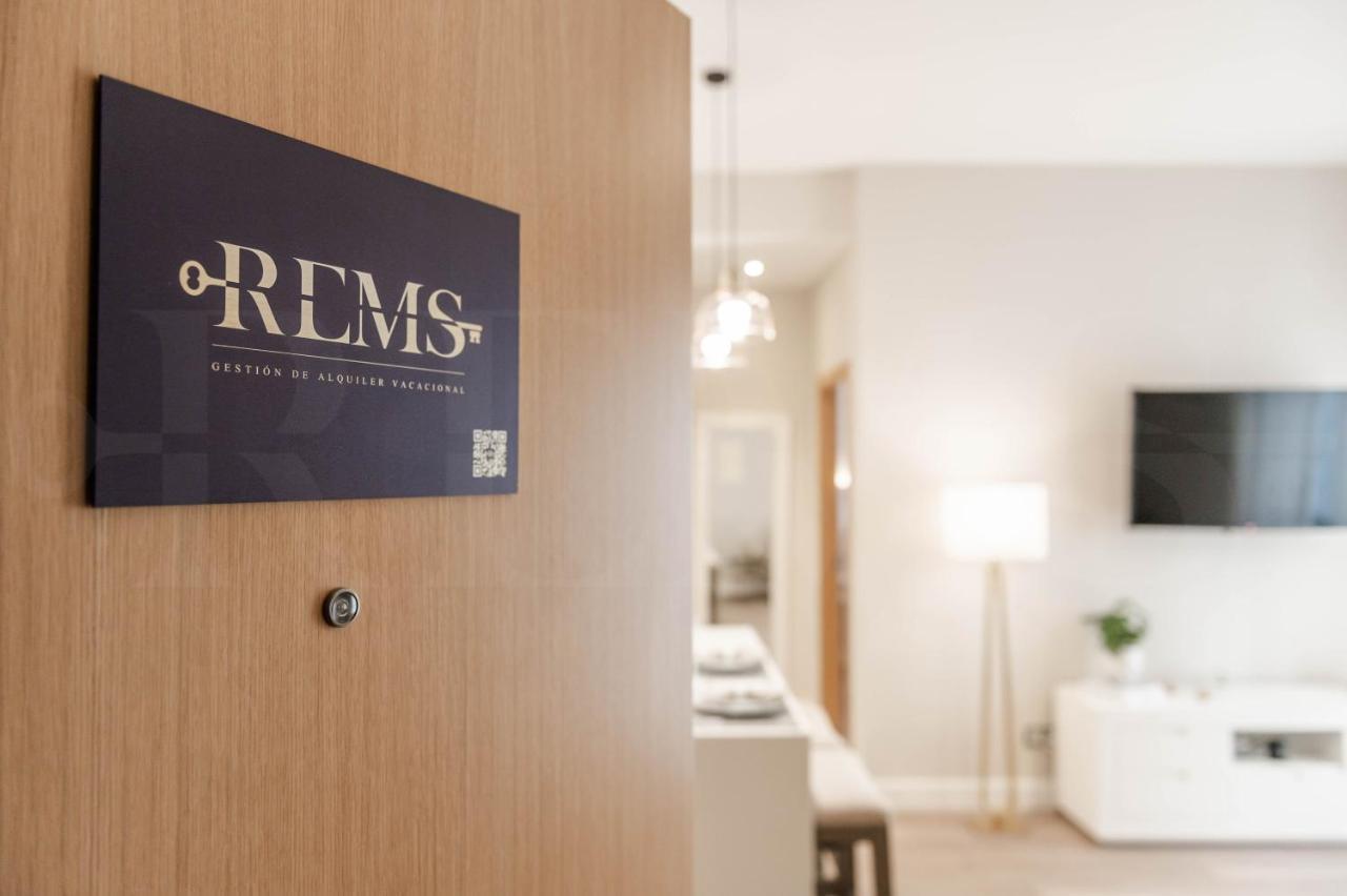 Cozy With Parking In The Center By Rems Apartment
