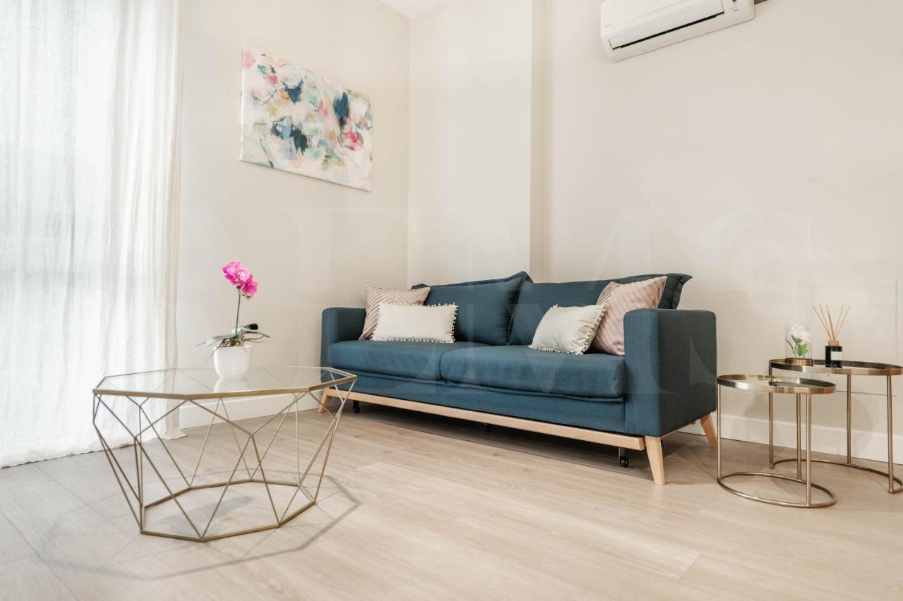 Cozy With Parking In The Center By Rems * Malaga