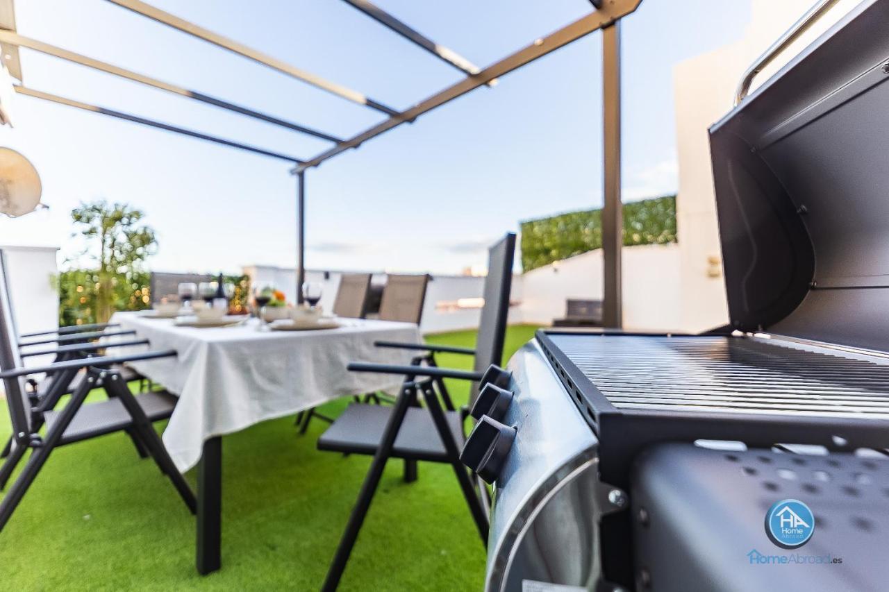 Premium Penthouse With Roof Terrace And Parking In Carlos Haya Apartment Malaga