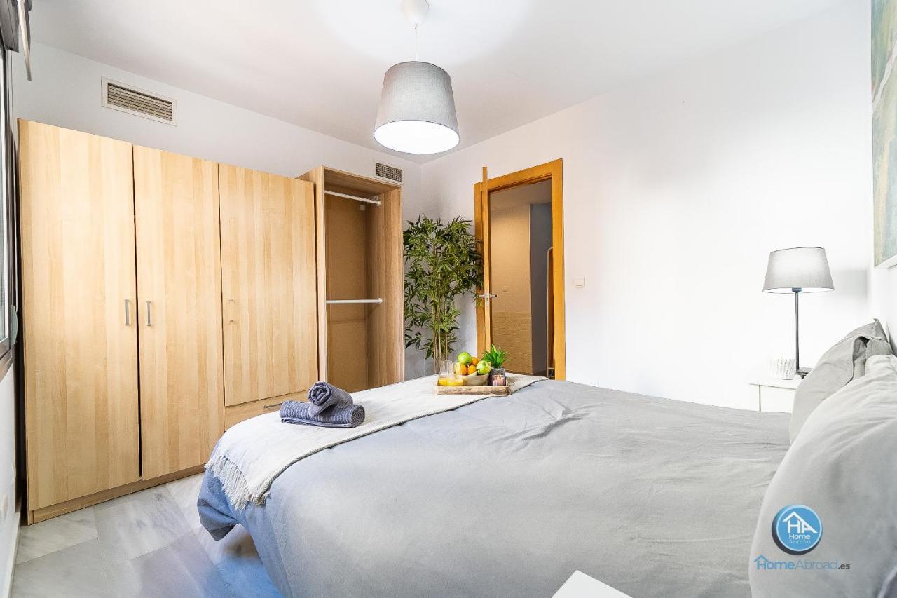 Apartment Premium Penthouse With Roof Terrace And Parking In Carlos Haya Malaga