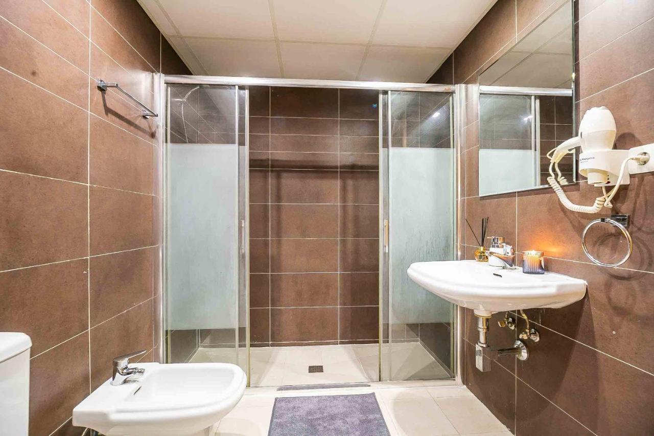 Appartement Carlos Haya Beautiful With Parking Málaga