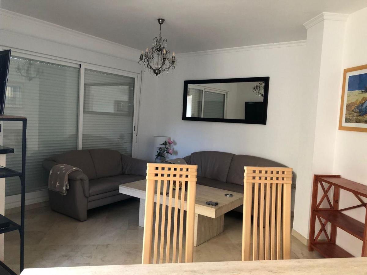 Lomas De Riviera 3 Bed Townhouse Сasa de vacaciones Málaga