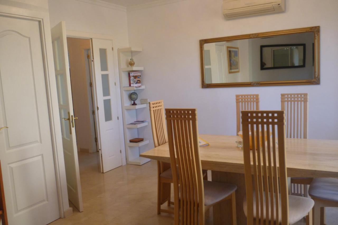 Lomas De Riviera 3 Bed Townhouse Сasa de vacaciones Málaga