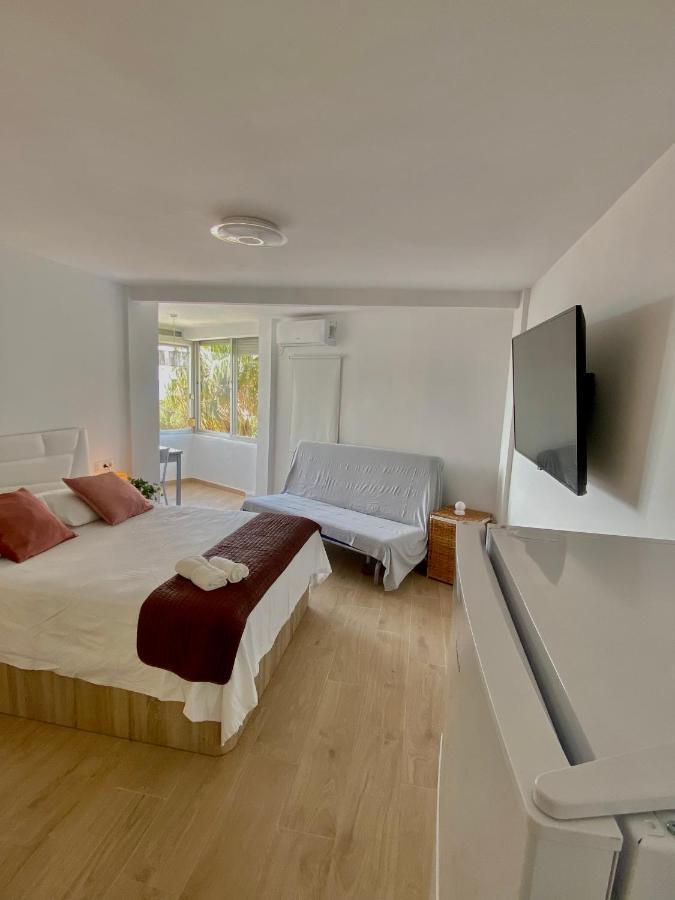 Lujoso Piso Con Vista Al Mar En La Cala De Mijas Apartamento Málaga