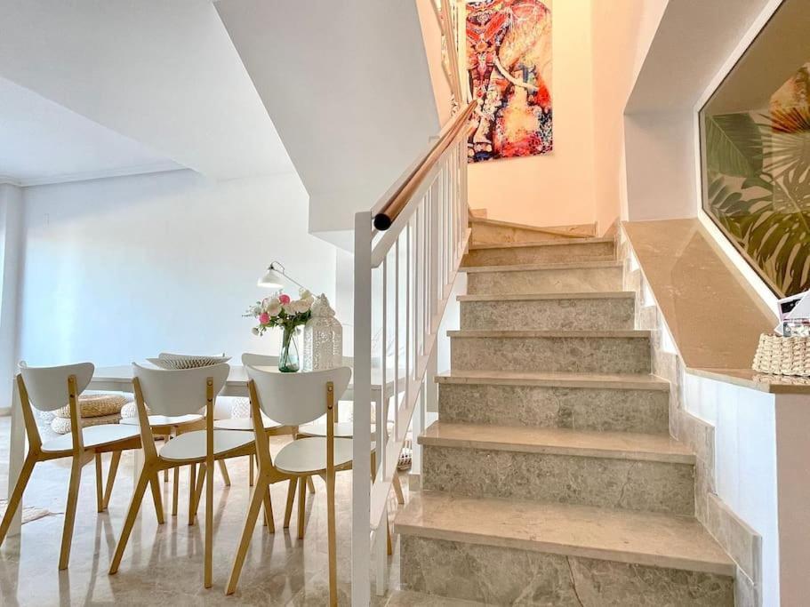 Navigolf La Cala De Mijas, Scandinavian Style 3 Bed Townhouse By Solrentspain. Hébergement de vacances Málaga