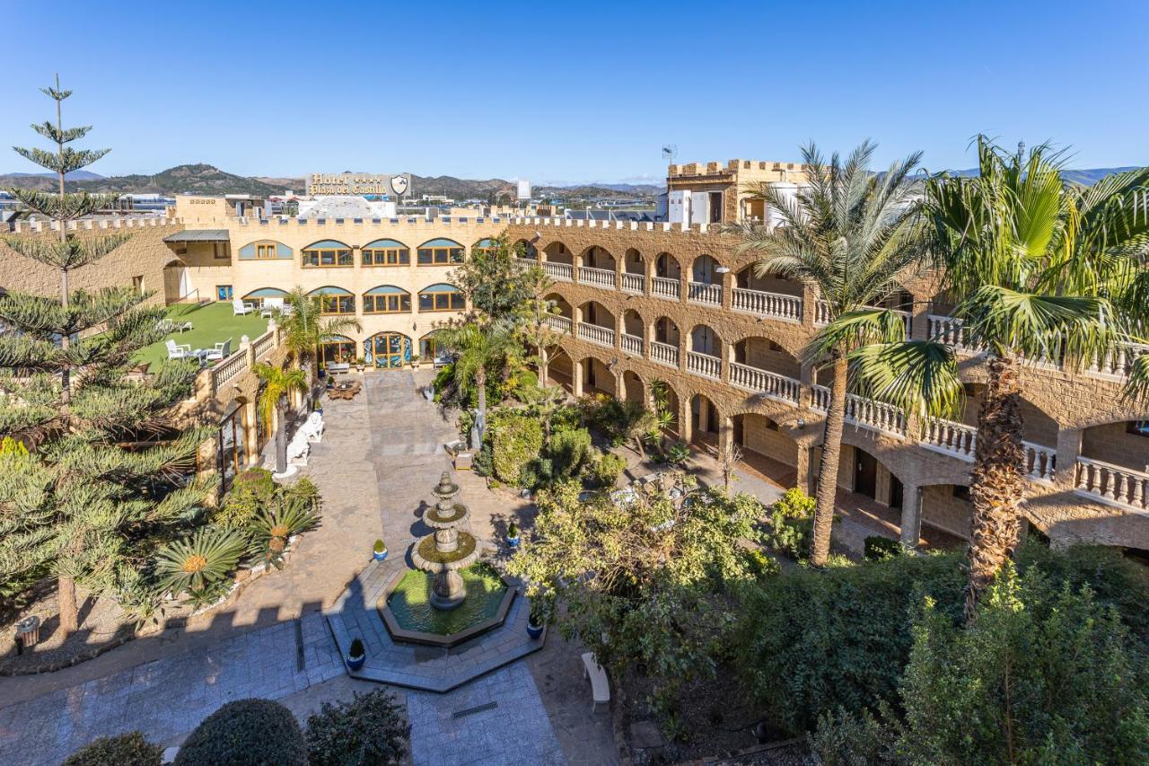 Plaza Del Castillo Hotell