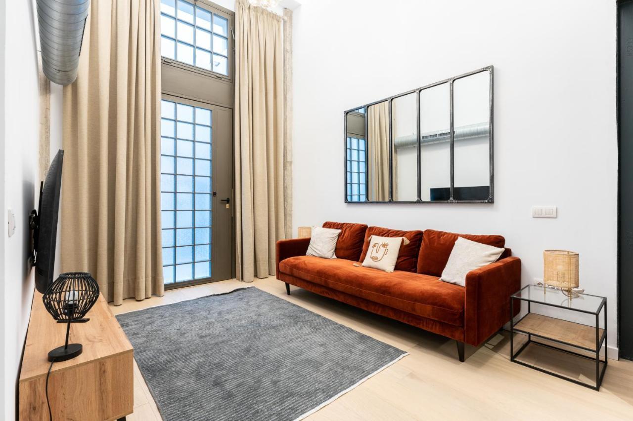 High Ceiling Gem In Heart Of Historic District Leilighet Málaga
