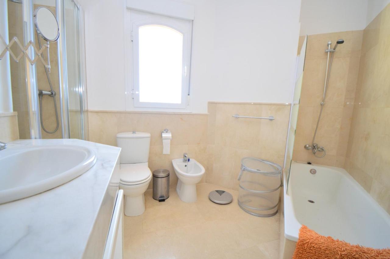 Lomas De Riviera 3 Bed Townhouse Сasa de vacaciones Málaga