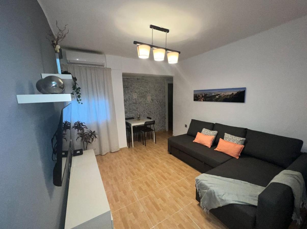 Lägenhet Holidays2malaga 2 Bedroom Armengual De La Mota Close Shopping Center *