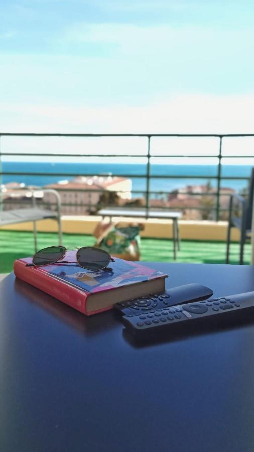 Sunshine Vistas Al Mar Appartamento