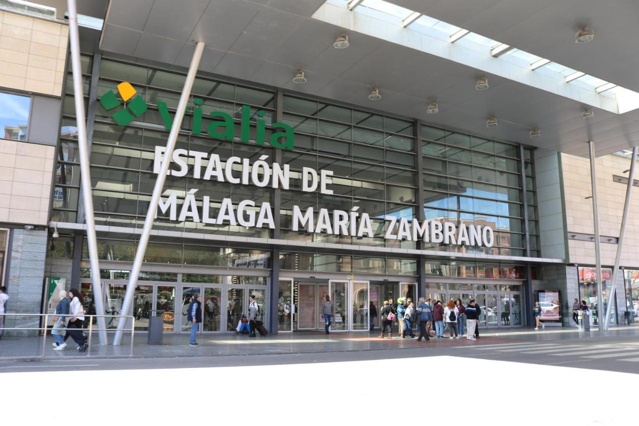 Fantastico Junto A La Estacion * Málaga