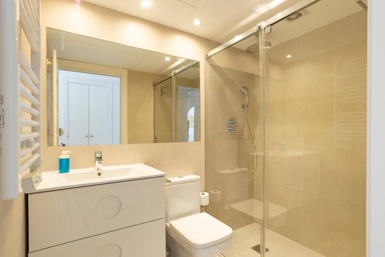 Apartment Sea View With Parking By Lu&cia *