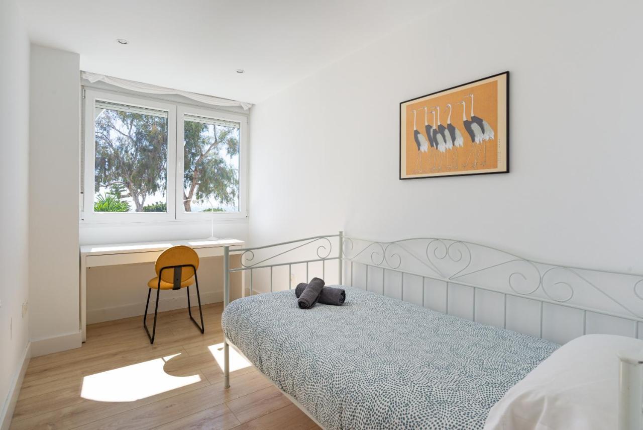 Apartment Sea View With Parking By Lu&cia Malaga