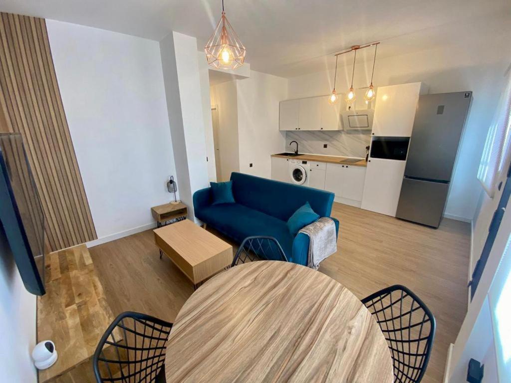 Apartment Amazon