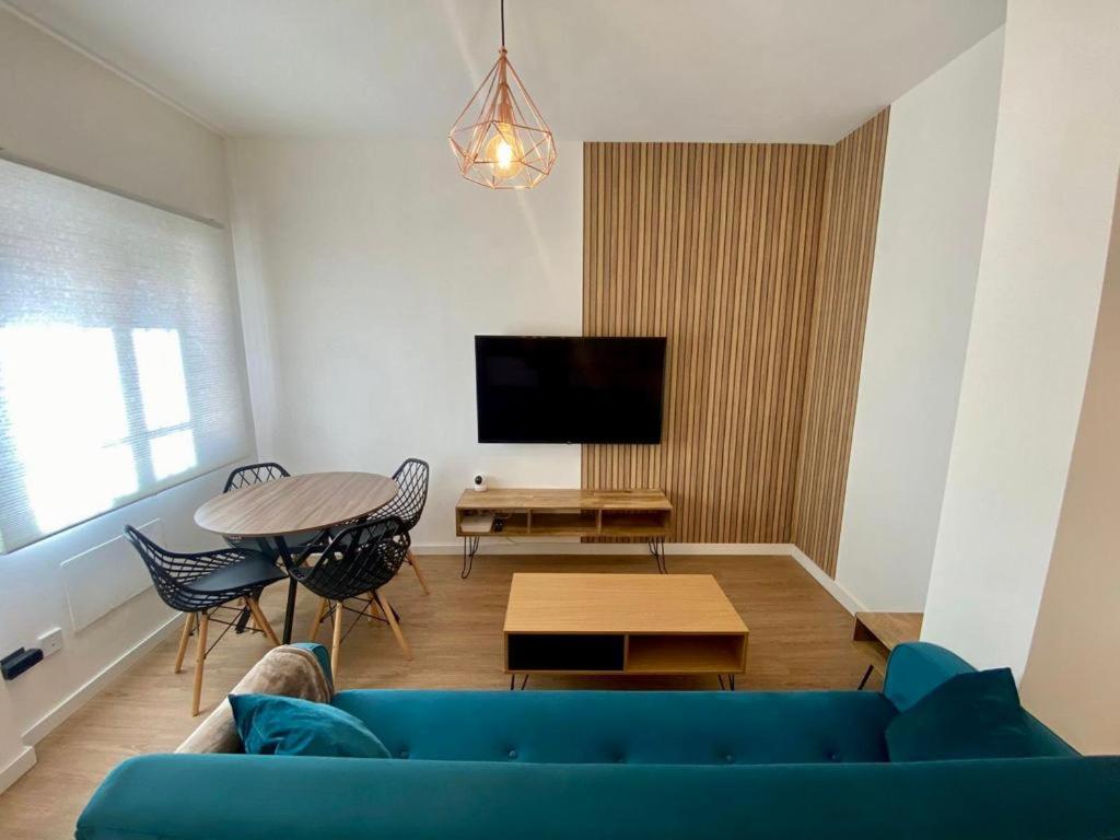 Apartment Amazon