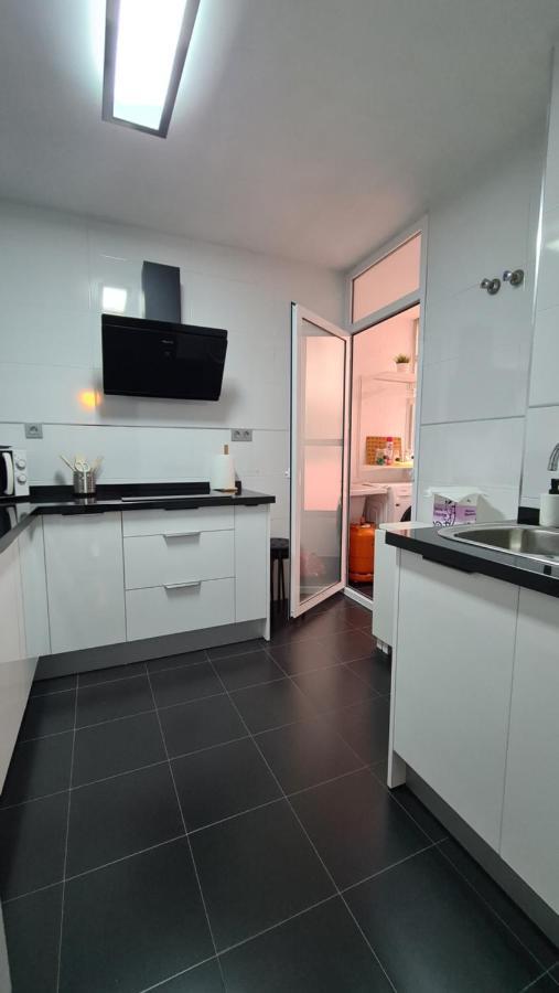 Apartamento Vacacional Buyma - Parking Privado -gratuito- Málaga