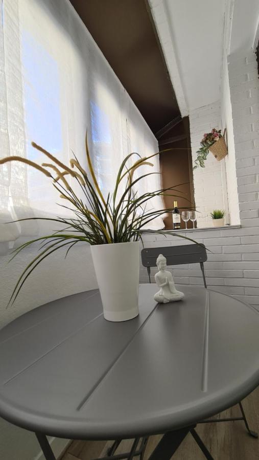 Apartamento Vacacional Buyma - Parking Privado -gratuito- Málaga