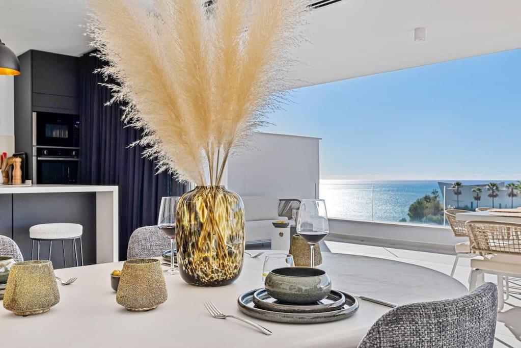 Stunning Luxurious Apartment. Apartamento *