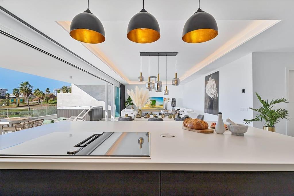 Apartamento Stunning Luxurious Apartment. *