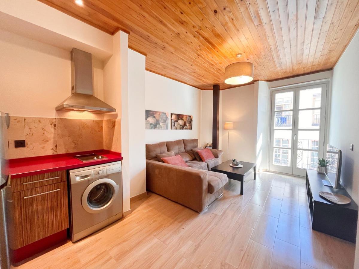 Homely Carreteria Con Piscina Málaga