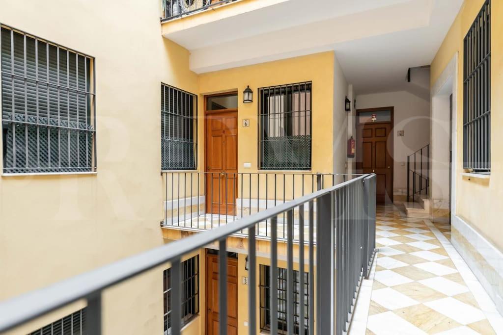 Elegant In The Heart Of By Rems Apartment *