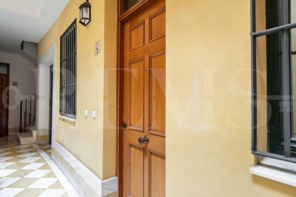 Elegant In The Heart Of By Rems Málaga