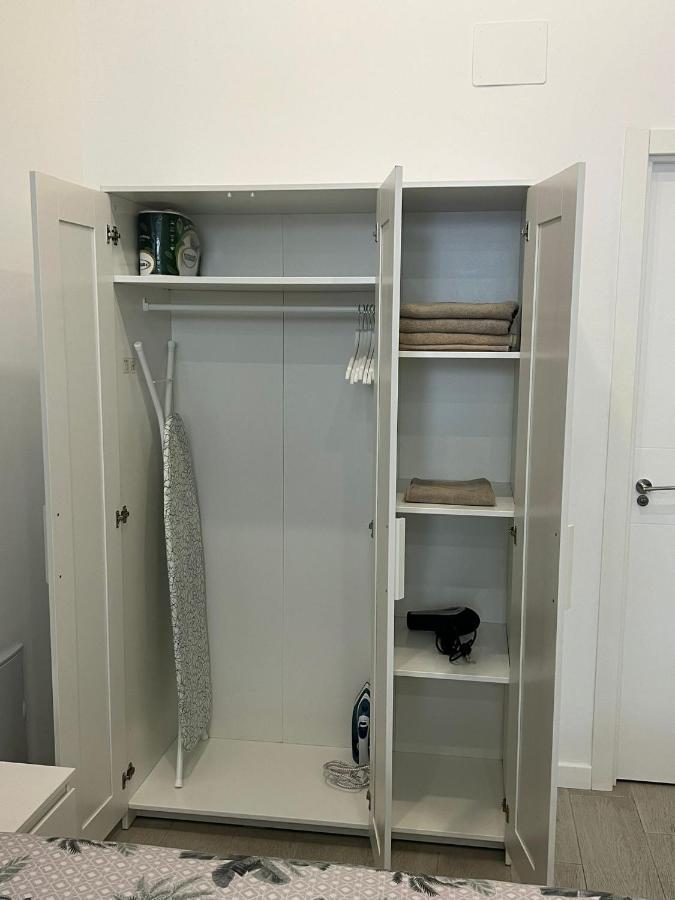 Hermoso Piso A 3 Min De La Estacion De Bus Y Tren Ave Apartamento