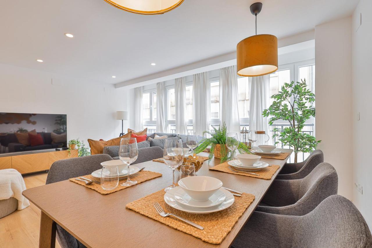 Apartamento C26 Gorgeous 4 Bdrm In Plaza Uncibay Málaga