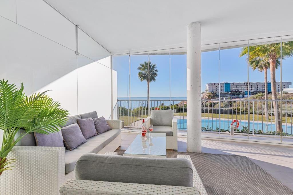 Leilighet Ocean & Pool View 3-bedroom Apt. Málaga