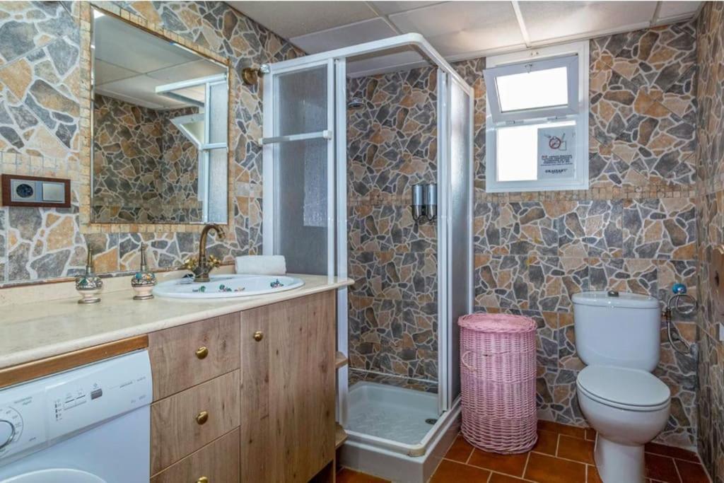 Almotaje, Numero 3 Ferienhaus Málaga
