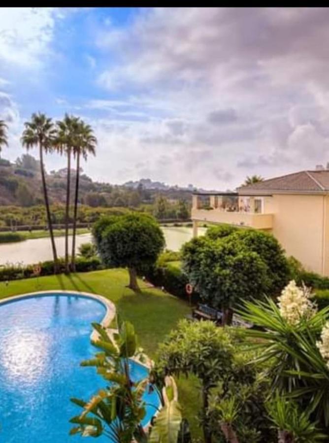 Alloggio in famiglia Bedrooms In Amazing Share Luxury Place In Marbella Málaga