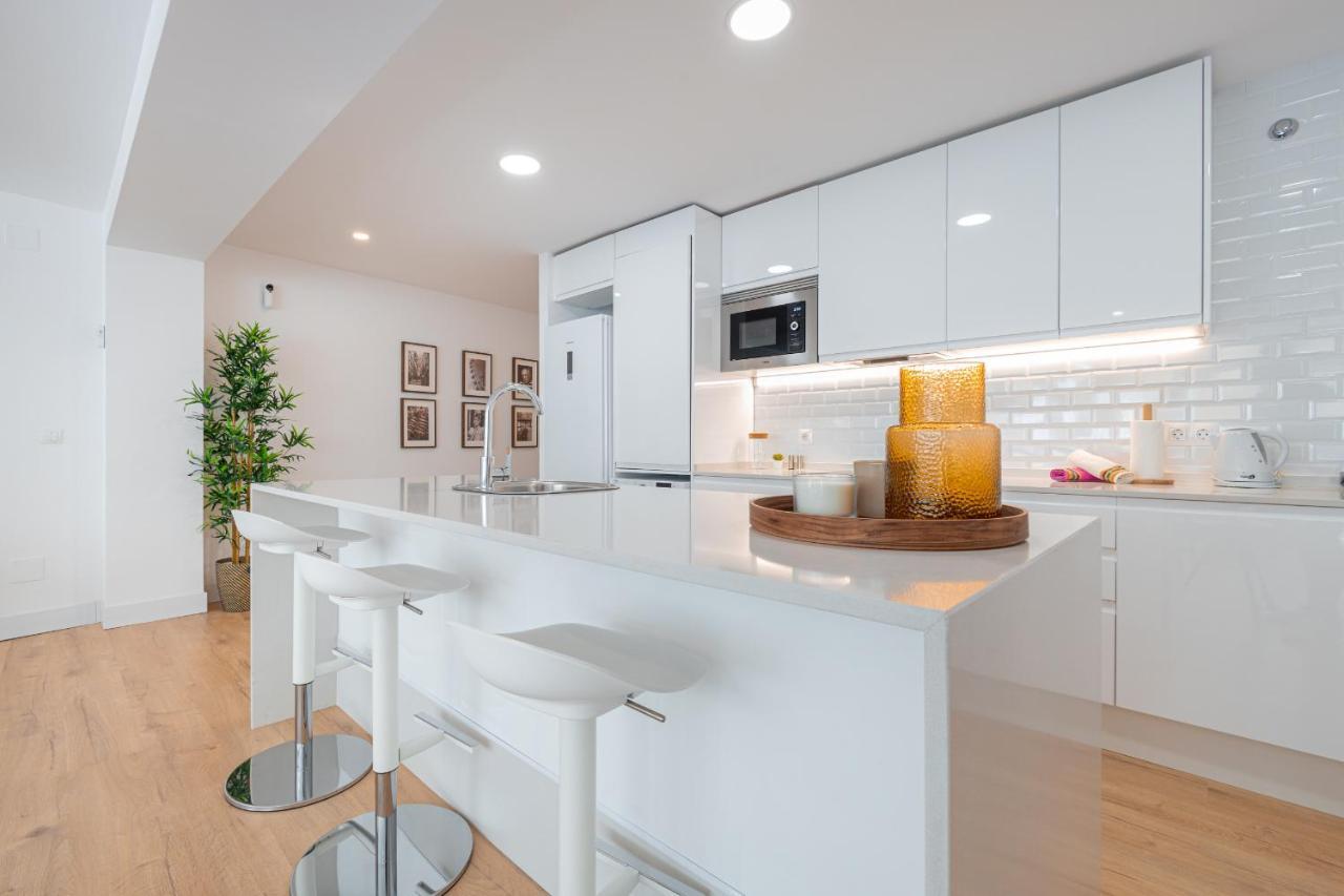 C26 Gorgeous 4 Bdrm In Plaza Uncibay * Málaga