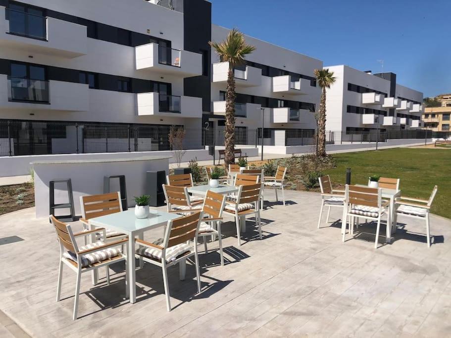 Appartement Bajo Con Jardin En Primera Linea De Playa