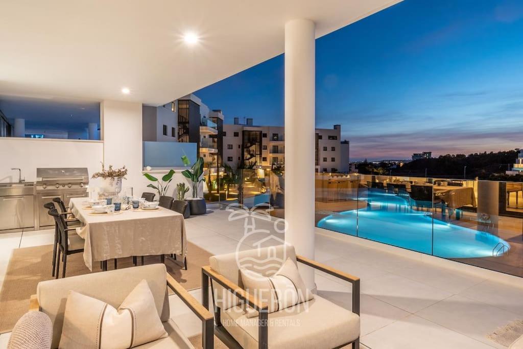 Higueronrentals Mikero Appartement