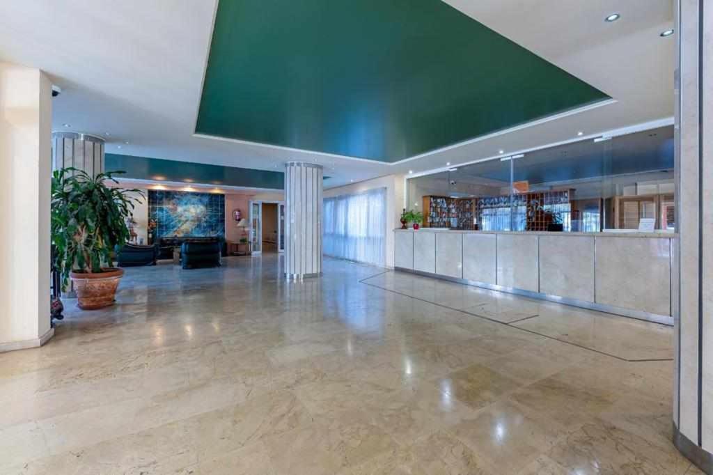 Benalmadena With Wonderful Views Apartment *