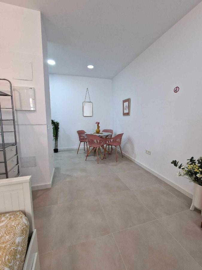 Moderno 3 En Calle Marmoles Apartment *