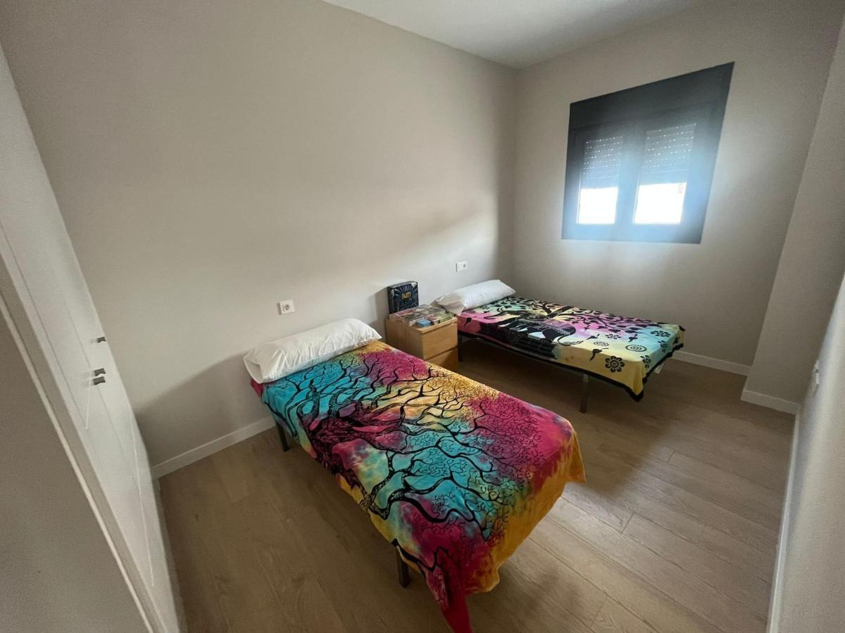 Bajo Con Jardin En Primera Linea De Playa Appartement *