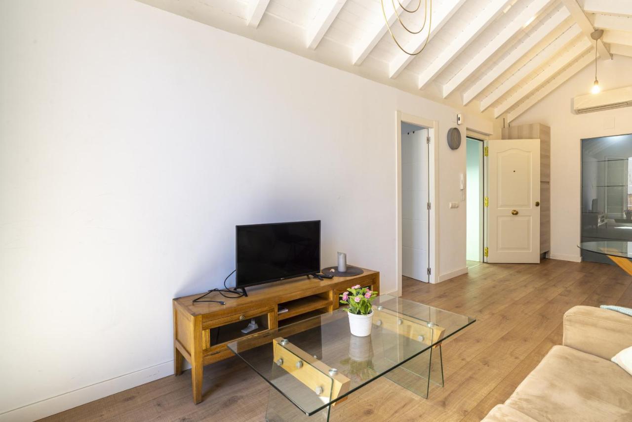 Urbe10 Terrace Constitucion 1 Bedroom Apartment Malaga