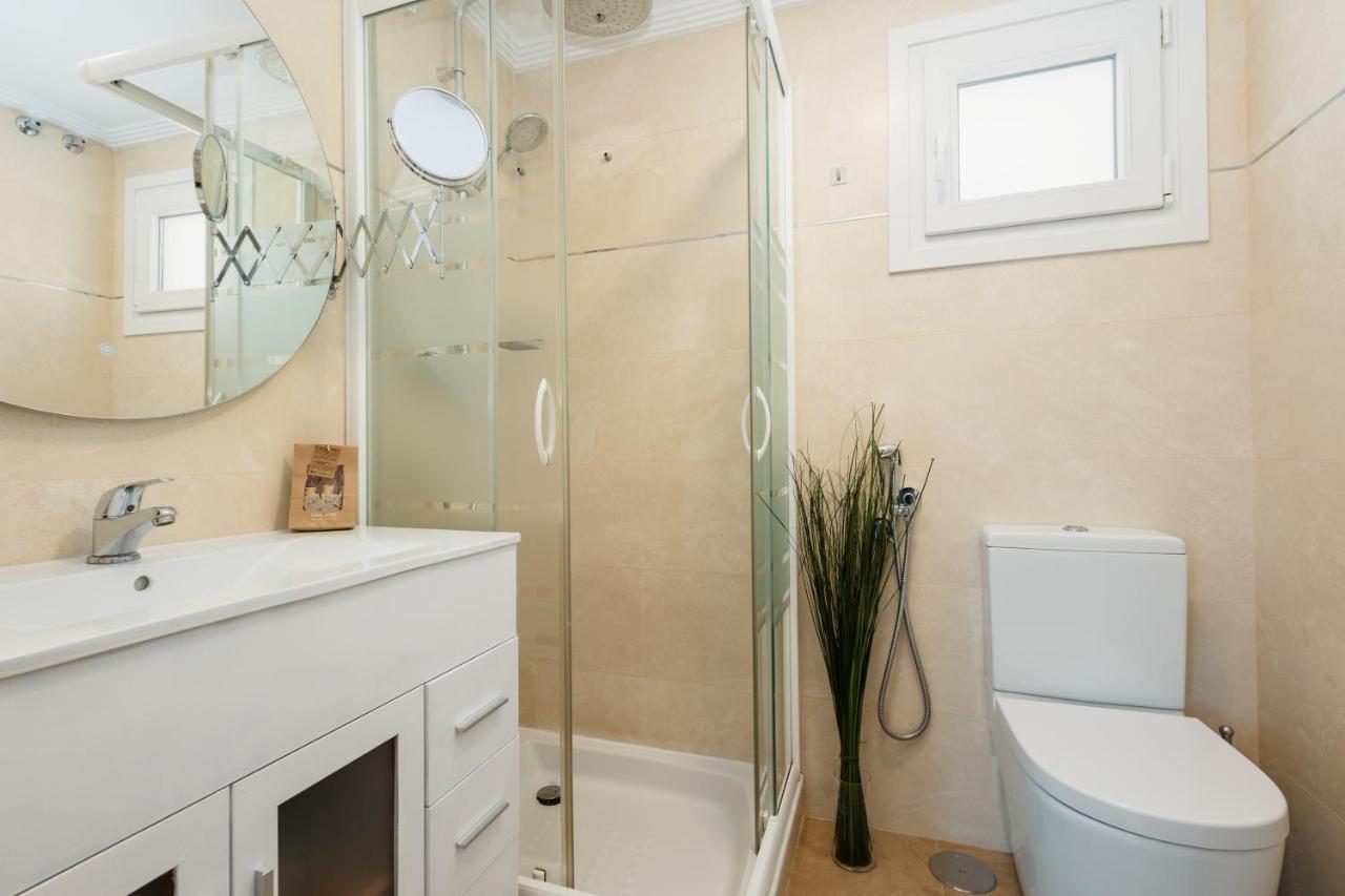 Leilighet In The Historic Center Of Malaga, Very Close To The And The Ave Train Station, With Private Parking