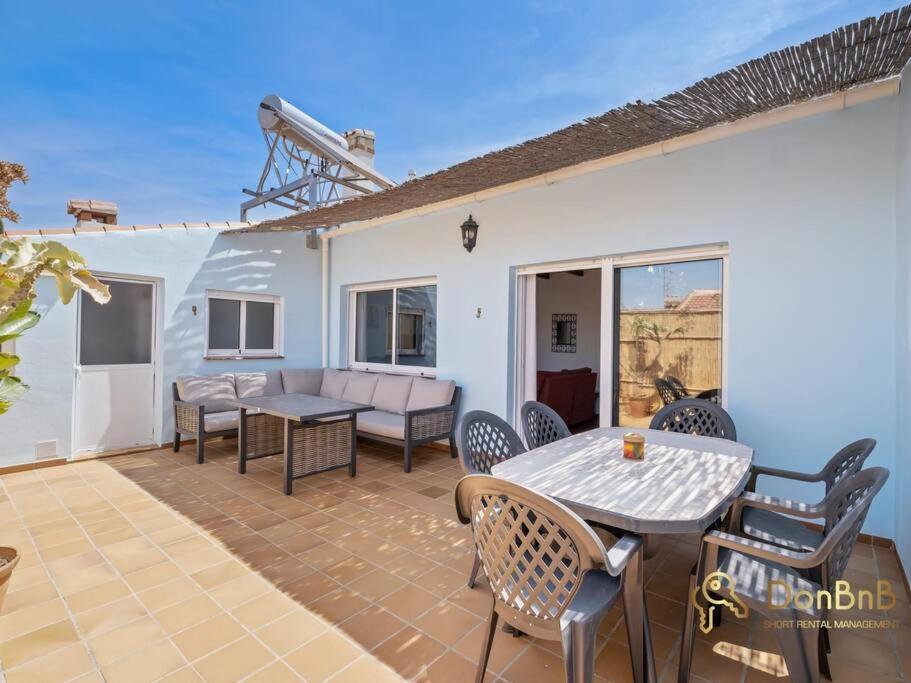 Casa Con 3 En El Tarajal