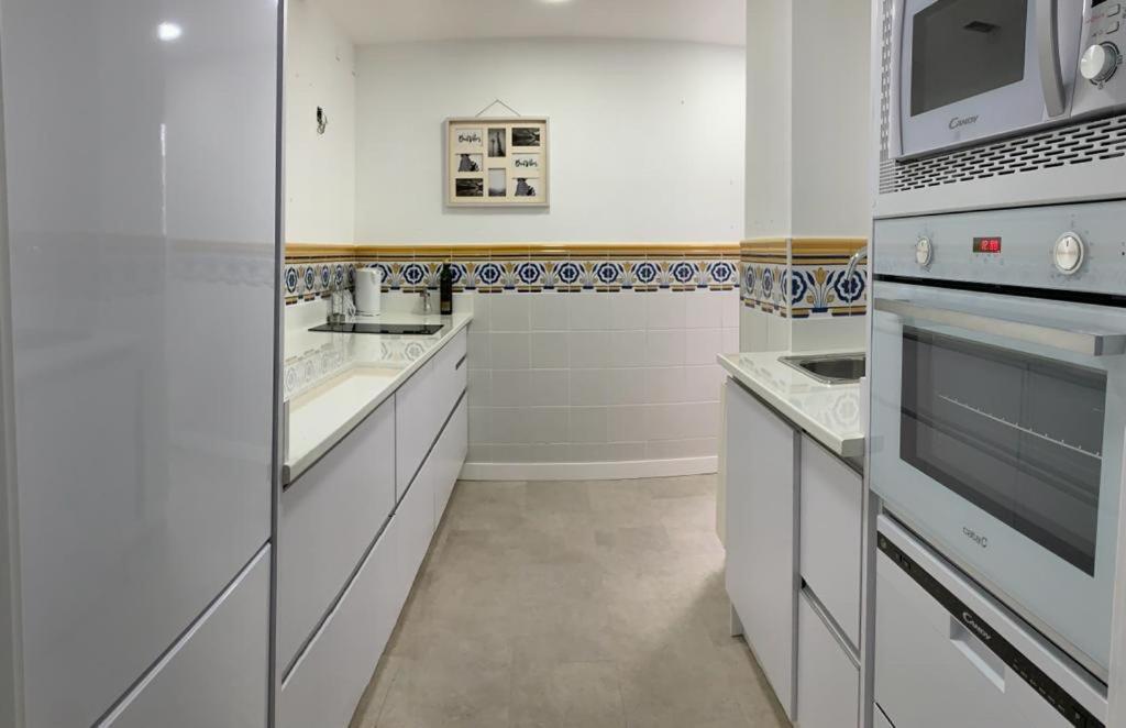 Apartment Seamed
