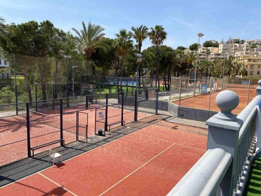 Lägenhet Cozy Nearly Sea,tennis,bars And Other Málaga
