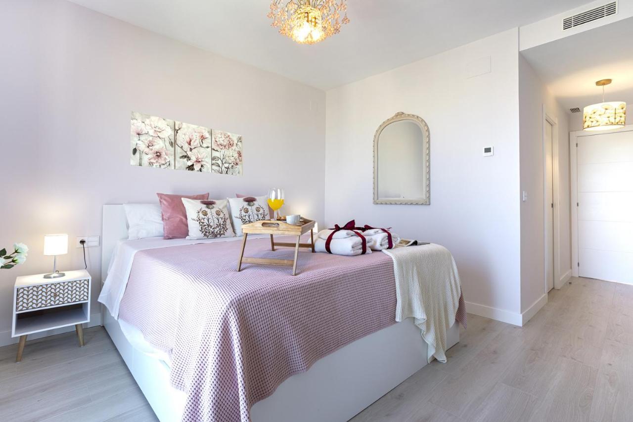 -malagasunapts-skygarden Teatinos Pool Playground Appartement