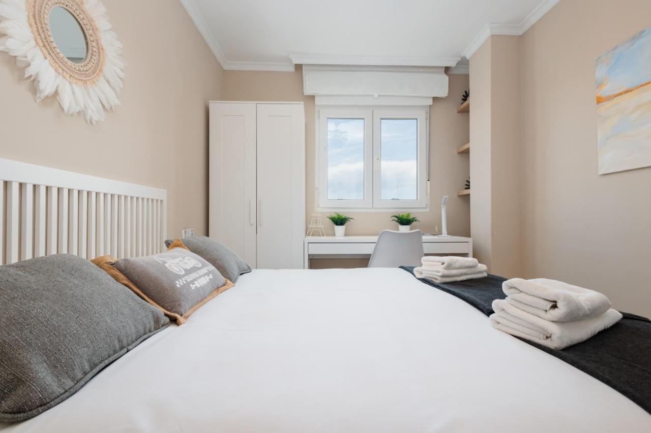 Leilighet In The Historic Center Of Malaga, Very Close To The And The Ave Train Station, With Private Parking Málaga