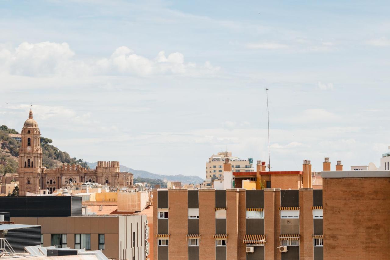 In The Historic Center Of Malaga, Very Close To The And The Ave Train Station, With Private Parking Leilighet *