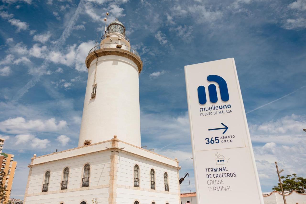 Leilighet In The Historic Center Of Malaga, Very Close To The And The Ave Train Station, With Private Parking